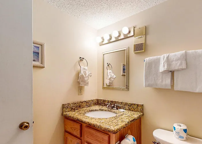 Holiday home Gulf-front W Amazing View Balcony Ac & Shared Pools Hot Tubs Gym