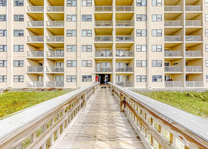 Gulf-front W Amazing View Balcony Ac & Shared Pools Hot Tubs Gym